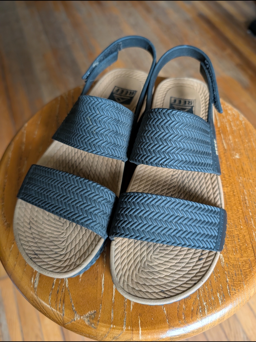 Reef Black and Tan Double-Strap Slingback Sandals - Picture 3 of 4